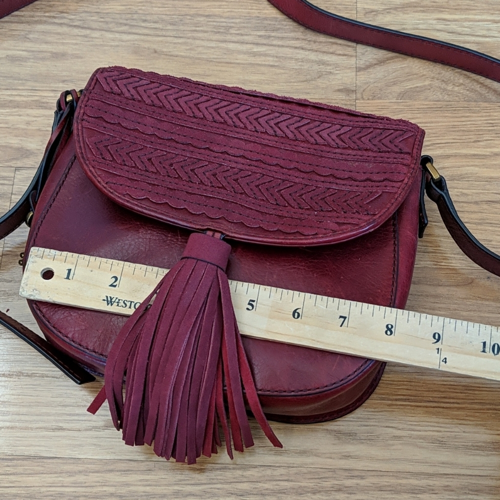 Fossil Emi Leather Med Saddle Bag Wine Color